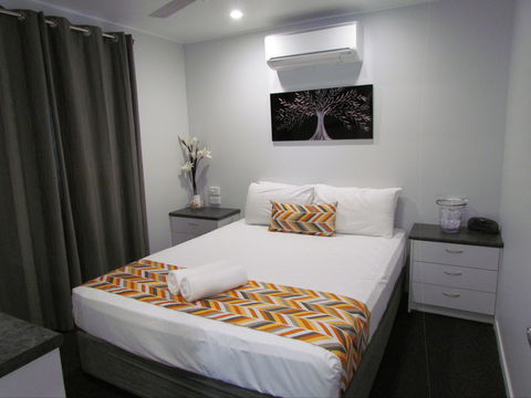 Alex Beach Cabins And Tourist Park - Tourism Noosa 2