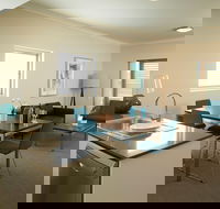 Baileys Serviced Apartments - Tourism Noosa