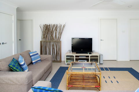 Fingal Bay Beach House - Tourism Noosa 2