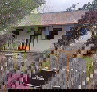 Hill End Pines Cottage - Tourism Noosa