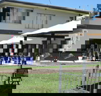 Hotel Motel 5 - Tourism Noosa