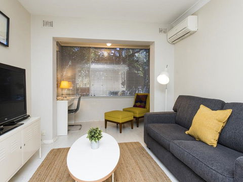 Staywest Apartments - Tourism Noosa 0