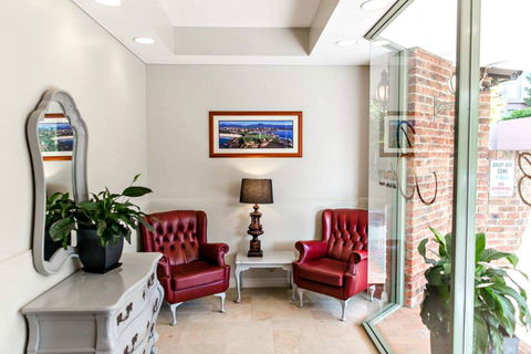 The Belmore All-Suite Hotel - Tourism Noosa 2