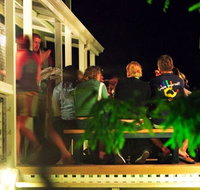 Blue Reef Backpackers - Tourism Noosa