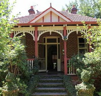 Fawkes House - Tourism Noosa