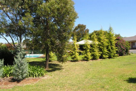 Aberdeen Motel - Tourism Noosa 0