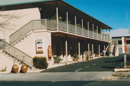 New England Motor Inn - Tourism Noosa