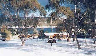 Anglers Reach Lakeside Village - Tourism Noosa 2