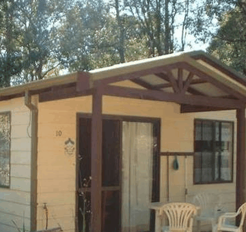 Gum Grove Chalets - Tourism Noosa 0