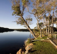 Molloy Caravan Park - Tourism Noosa