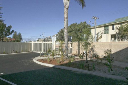 Como Apartments - Geraldton - Tourism Noosa 4