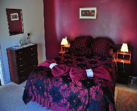 Elachbutting WA Tourism Noosa