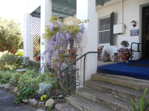 Norman House - Tourism Noosa 0