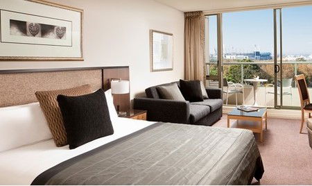 Quay West Suites Melbourne - Tourism Noosa 0