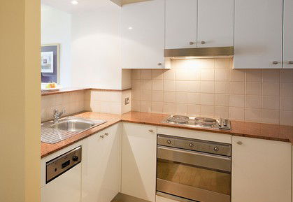 Quay West Suites Melbourne - Tourism Noosa 2