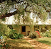 Rock of Ages Cottage Bed and Breakfast - Tourism Noosa