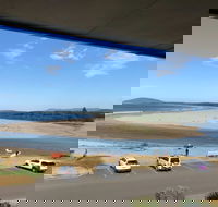 Beachfront Apartment - Tourism Noosa