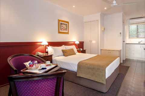 Central Studio Accommodation - Tourism Noosa 0