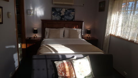 Factory Lane Bed & Breakfast - Tourism Noosa 1