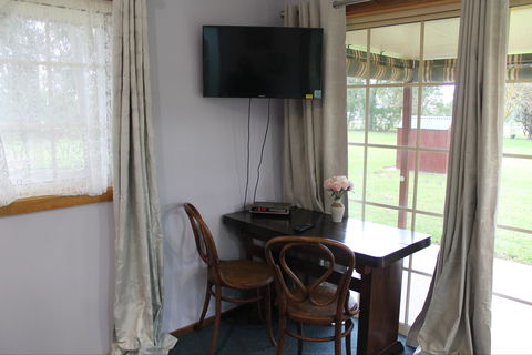 Factory Lane Bed & Breakfast - Tourism Noosa 2