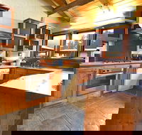 Feathertop Retreat - Tourism Noosa