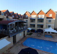 Hillary's Apartment - Tourism Noosa