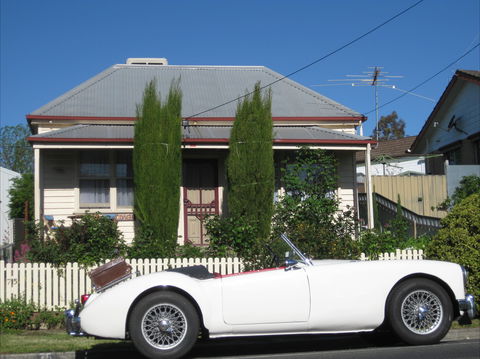 Peel Cottage - Tourism Noosa 0
