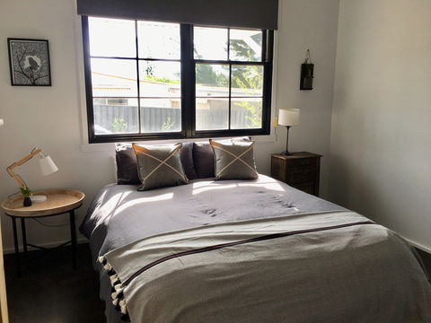 The Lakehouse Beechworth - Tourism Noosa 1