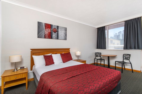 The Robert Towns - Tourism Noosa 2