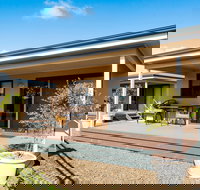 Tumby Villas - Tourism Noosa