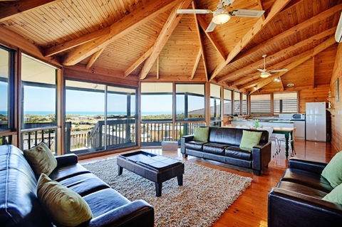 3 Henley Street - Goolwa Beach - Tourism Noosa 2