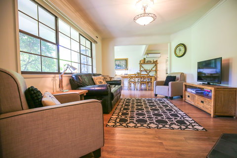 Abbeville - Tourism Noosa 0