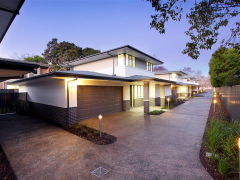 Abode Apartments Albury - Tourism Noosa 1