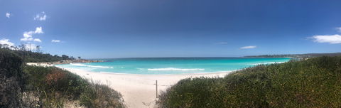 Barefoot Beach House - Tourism Noosa 0