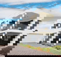 Bayside Beauty - Tourism Noosa