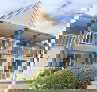 Canberran Lodge - Tourism Noosa