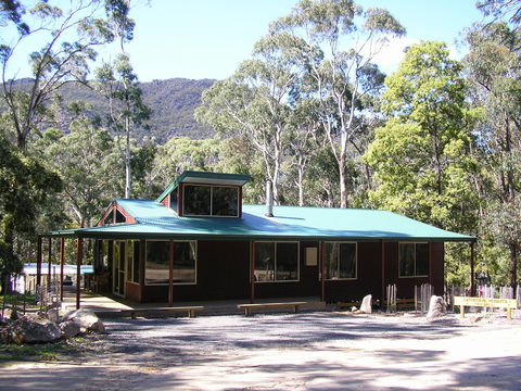 Cathedral Heights - Tourism Noosa 0