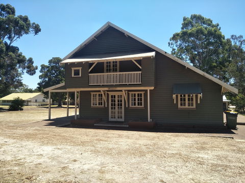 Fairbridge Village - Tourism Noosa 2