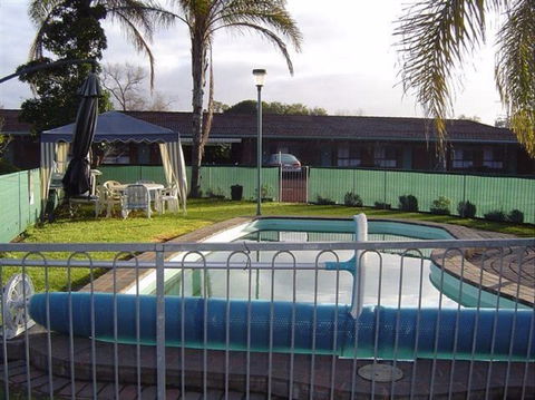 Kanimbla Motor Inn - Tourism Noosa 2