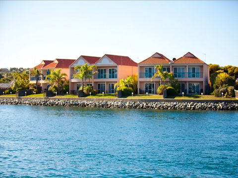 Port Lincoln Waterfront Apartments - Tourism Noosa 2