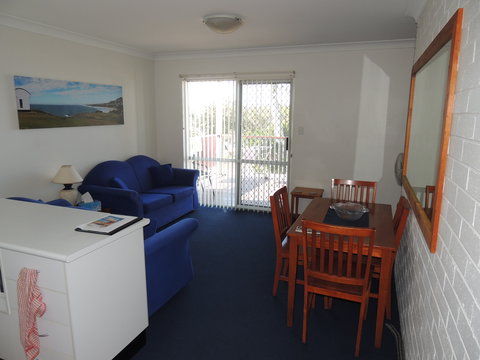 Seascape Holiday Apartments Lake Cathie - Tourism Noosa 1