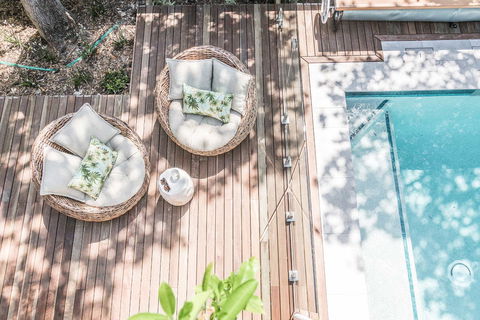 Beach Chalet - Tourism Noosa 1