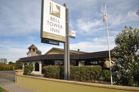 Bell Tower Inn - Tourism Noosa 0