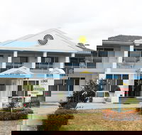 Blue and White Lodge - Tourism Noosa