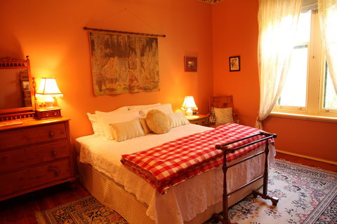 Buxton Manor - Garden And Loft Apartment - Tourism Noosa 1