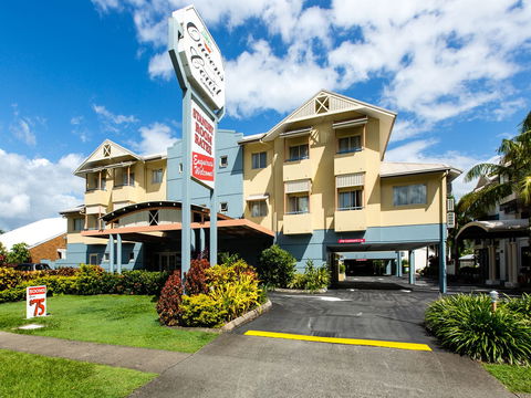 Cairns Queens Court - Tourism Noosa 0