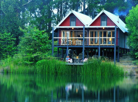 Cloudlake Mountain Retreat - Tourism Noosa 0