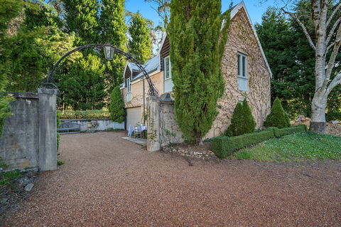 Cooks House - Hawthorn Hill Mount Wilson - Tourism Noosa 1
