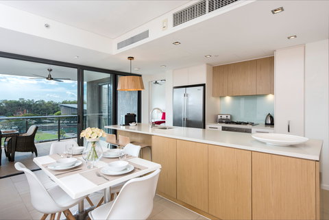 Darwin Waterfront Luxury Suites - Tourism Noosa 1