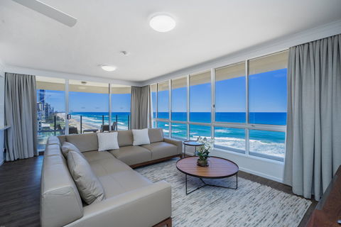 Dorchester On The Beach - Tourism Noosa 1